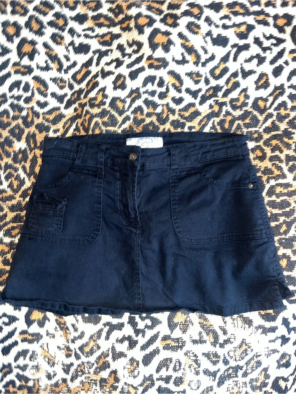 2000s SB Jeans black denim cargo skort